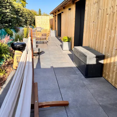 Сasa de vacaciones Sauna, Balneo, Terrasse, Parking, Le Totalement Privé Dans Maison Indépendante à La Décoration Soignée, Ensoleillé Et Sans Vis à Vis, Prise Ve, Calme Et Discrétion Garantis, Idéalement Situé Pour Visiter La Région, Animaux Bienvenues Saint-Jean-de-la-Neuville