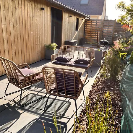 Sauna, Balneo, Terrasse, Parking, Le Totalement Privé Dans Maison Indépendante à La Décoration Soignée, Ensoleillé Et Sans Vis à Vis, Prise Ve, Calme Et Discrétion Garantis, Idéalement Situé Pour Visiter La Région, Animaux Bienvenues Сasa de vacaciones Saint-Jean-de-la-Neuville
