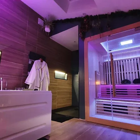 Sauna, Balneo, Terrasse, Parking, Le Totalement Privé Dans Maison Indépendante à La Décoration Soignée, Ensoleillé Et Sans Vis à Vis, Prise Ve, Calme Et Discrétion Garantis, Idéalement Situé Pour Visiter La Région, Animaux Bienvenues Сasa de vacaciones Saint-Jean-de-la-Neuville