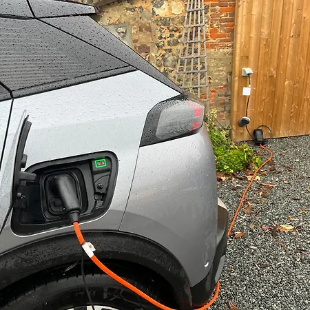 Сasa de vacaciones Sauna, Balneo, Terrasse, Parking, Le Totalement Privé Dans Maison Indépendante à La Décoration Soignée, Ensoleillé Et Sans Vis à Vis, Prise Ve, Calme Et Discrétion Garantis, Idéalement Situé Pour Visiter La Région, Animaux Bienvenues *