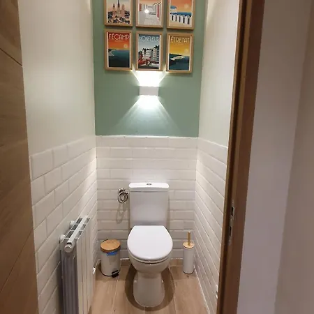 Sauna, Balneo, Terrasse, Parking, Le Totalement Privé Dans Maison Indépendante à La Décoration Soignée, Ensoleillé Et Sans Vis à Vis, Prise Ve, Calme Et Discrétion Garantis, Idéalement Situé Pour Visiter La Région, Animaux Bienvenues Сasa de vacaciones *