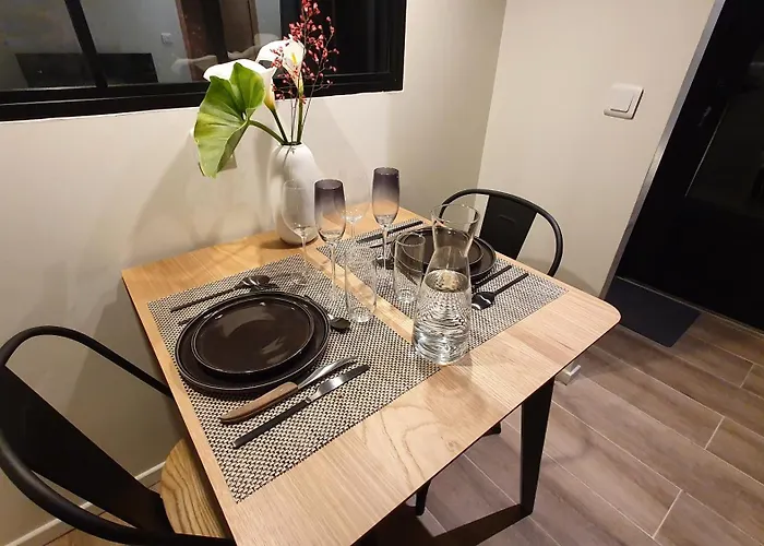 Сasa de vacaciones Sauna, Balneo, Terrasse, Parking, Le Totalement Privé Dans Maison Indépendante à La Décoration Soignée, Ensoleillé Et Sans Vis à Vis, Prise Ve, Calme Et Discrétion Garantis, Idéalement Situé Pour Visiter La Région, Animaux Bienvenues